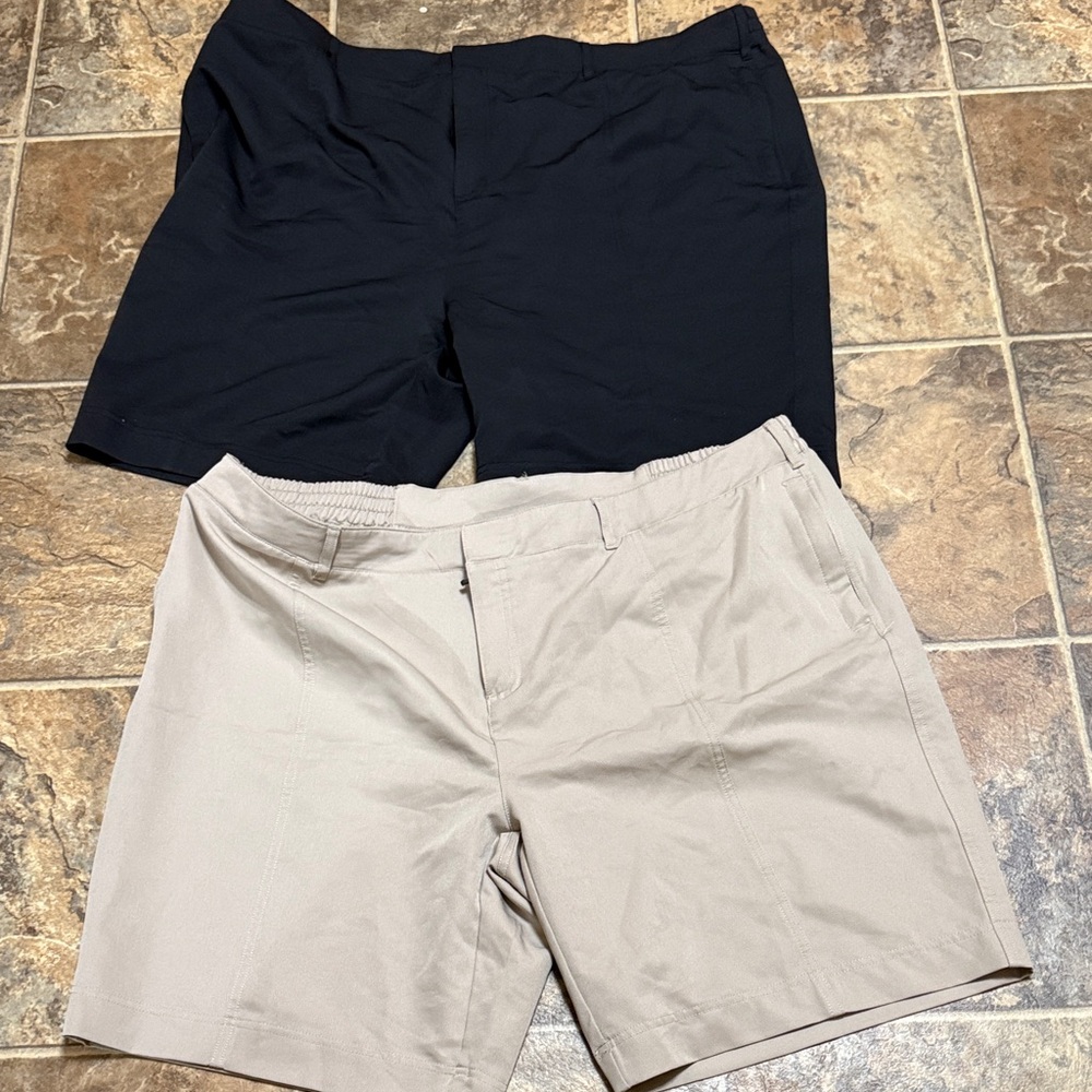 32 Degrees Cool Women’s Black & Khaki Performance Bermuda Shorts Bundle Size 20